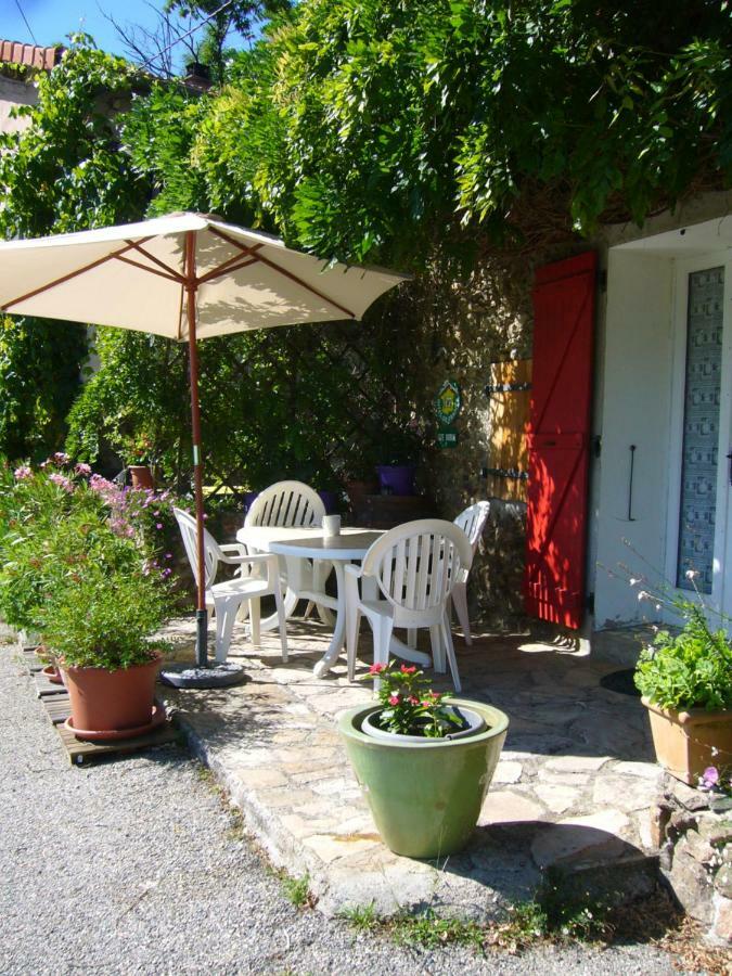 L'Aligier - Les Gites De Pierregras Vals-les-Bains Exterior photo