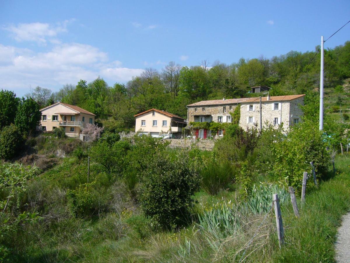 L'Aligier - Les Gites De Pierregras Vals-les-Bains Exterior photo